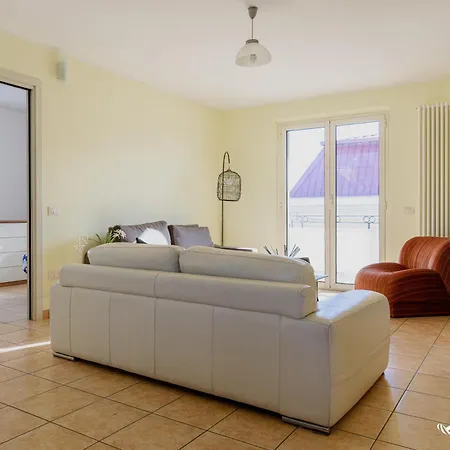 شقة Quadrilocale A Casa Di Nilde - Invacanza