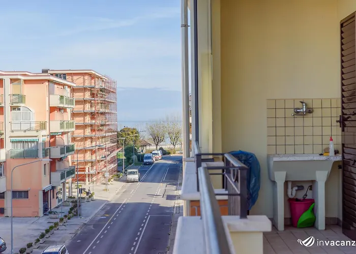 Quadrilocale A Casa Di Nilde - Invacanza Lägenhet